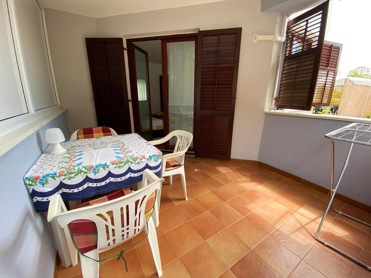 Apartments Lungomare Pola Esterno foto